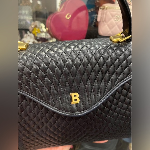 🖤 100% AUTHENTIC VINTAGE BALLY QUILTED LAMB LEATHER BAG 🖤 - Picture 4 of 7